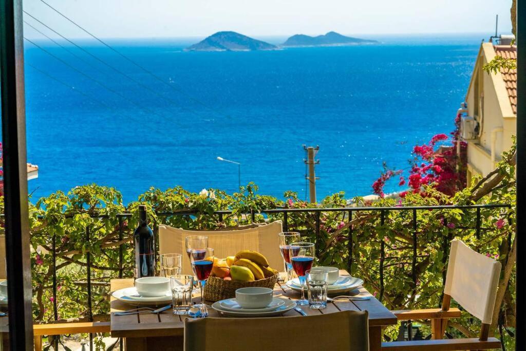 Azure Apartment With Sea View In Kalkan Exterior photo