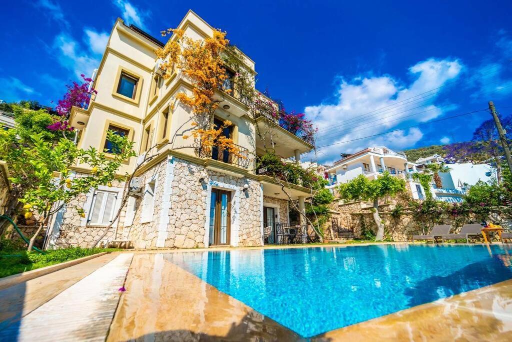 Azure Apartment With Sea View In Kalkan Exterior photo